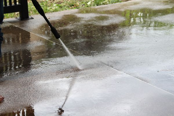 Cost of Concrete Deck Cleaning in San Marcos