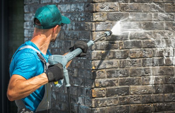 Cost of Brick House Washing in San Marcos