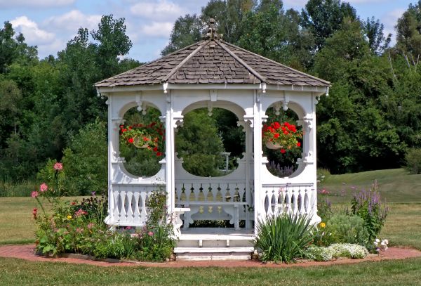 Cost of Gazebo Cleaning in San Marcos
