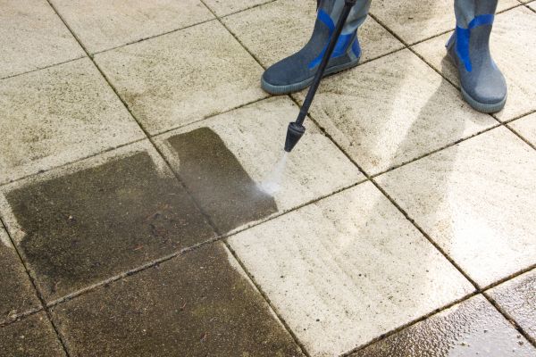 Cost of Outdoor Concrete Cleaning in San Marcos
