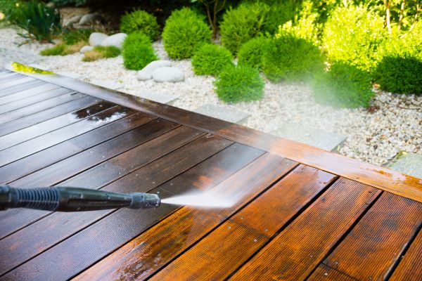 Deck Cleaning in San Marcos